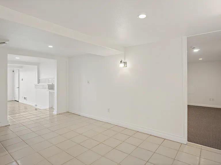 2136 Alki Ave SW #102 — Photo 16