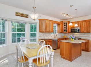 1082 Lakewood Pl, Pittsgrove, NJ 08318