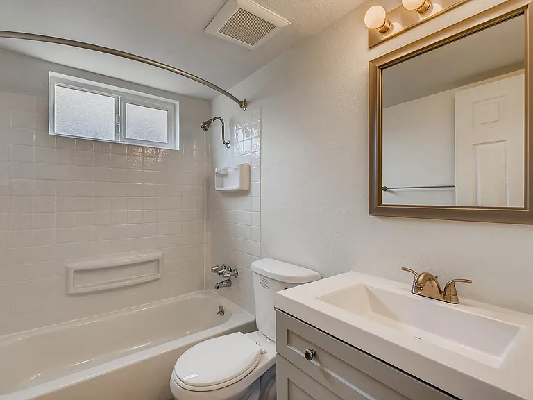A Standard Bathroom at Morningtree Park Apartments