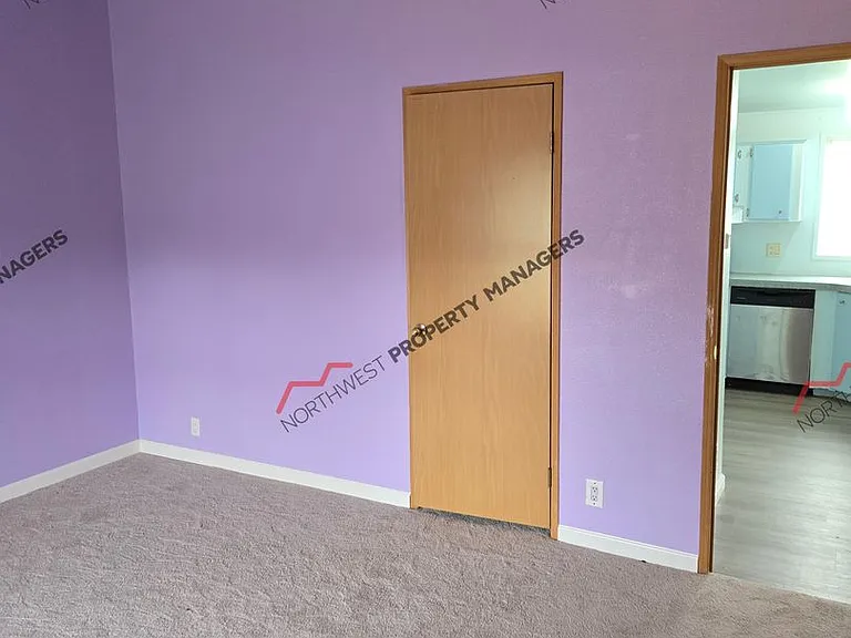 18415 Ivan St SW — Photo 23