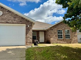 6204 SW Meadow Well Ave, Bentonville, AR 72713