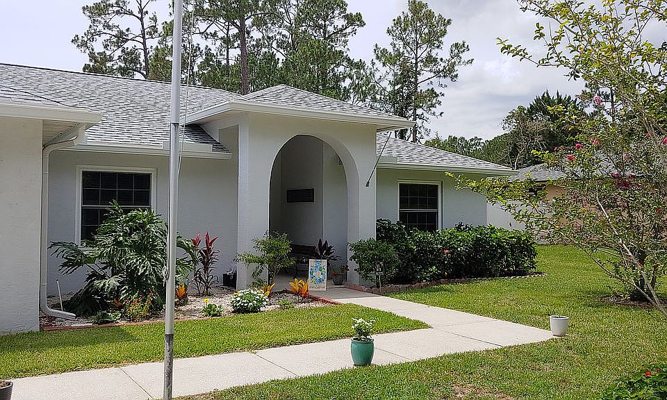 1st image of 33 Bruce Ln