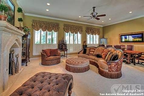 5th image of 302 Joshua Way