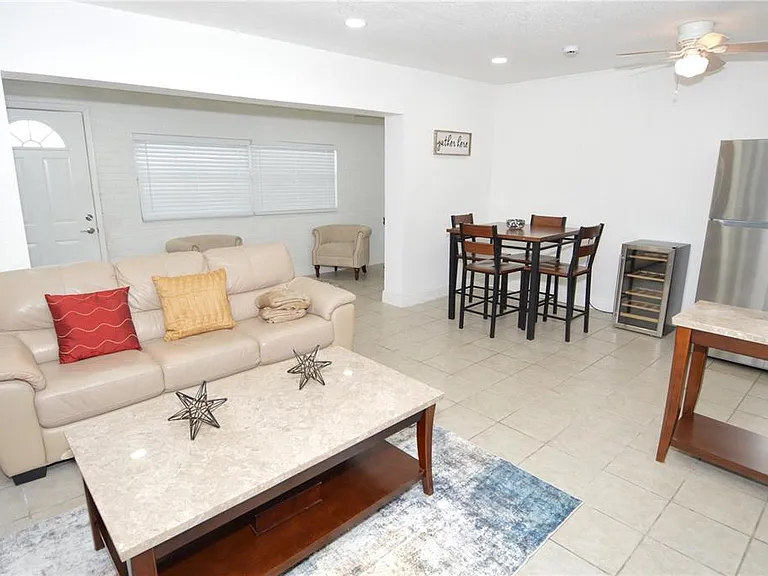 156 146th Ave E #B — Photo 19