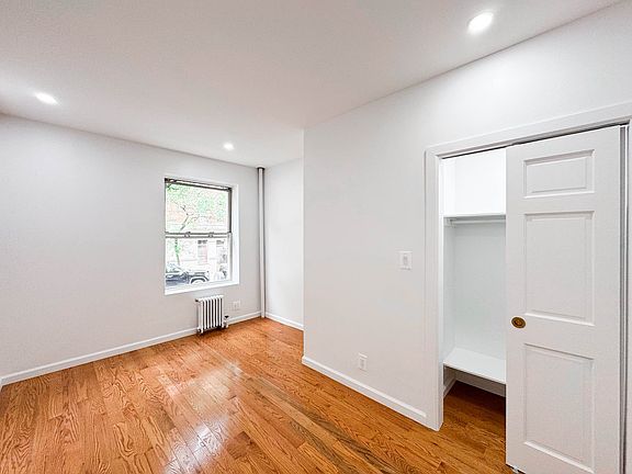 5th image of 379 W 127th St APT 4