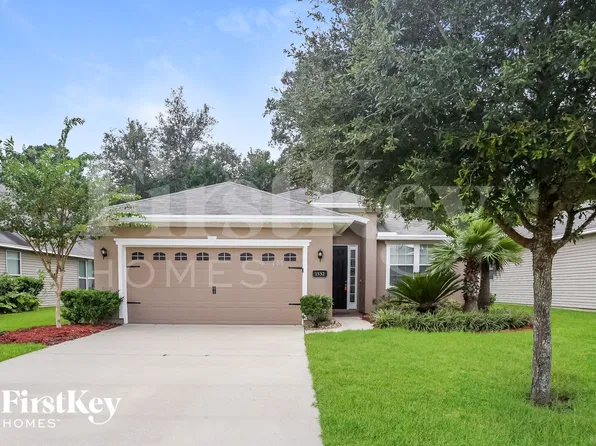 1532 Oldenburg Dr, Jacksonville, FL 32218
