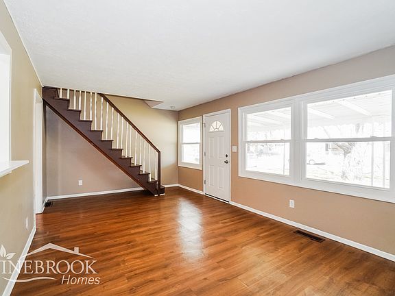 4th image of 3959 Astor Ave