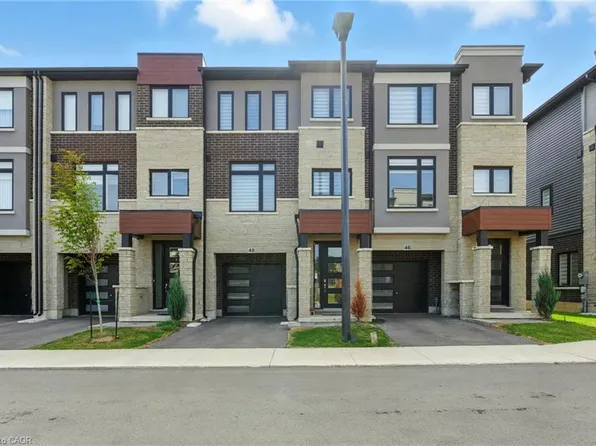 48 Capstone Ln, Hamilton, ON L9C 0E8