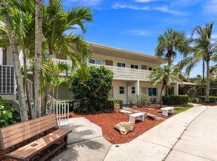 1517 Ocean Dr #8, Vero Beach, FL 32963