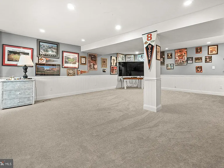 17221 Spates Hill Rd — Photo 37