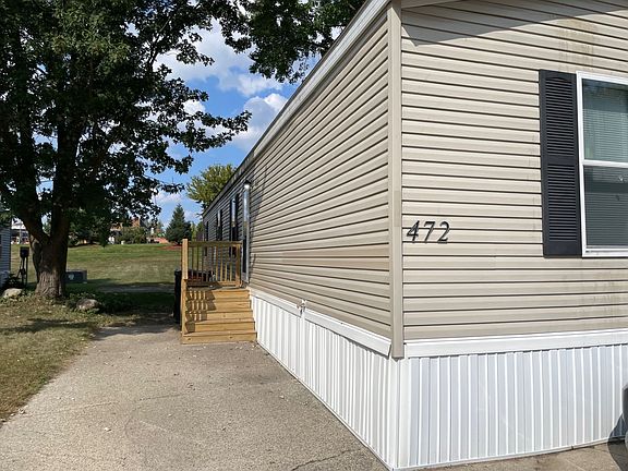 2nd image of 472 Memorial Dr S #W-59