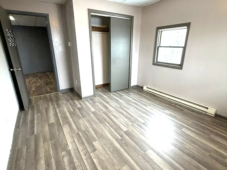 901 Eynon St #1 — Photo 7