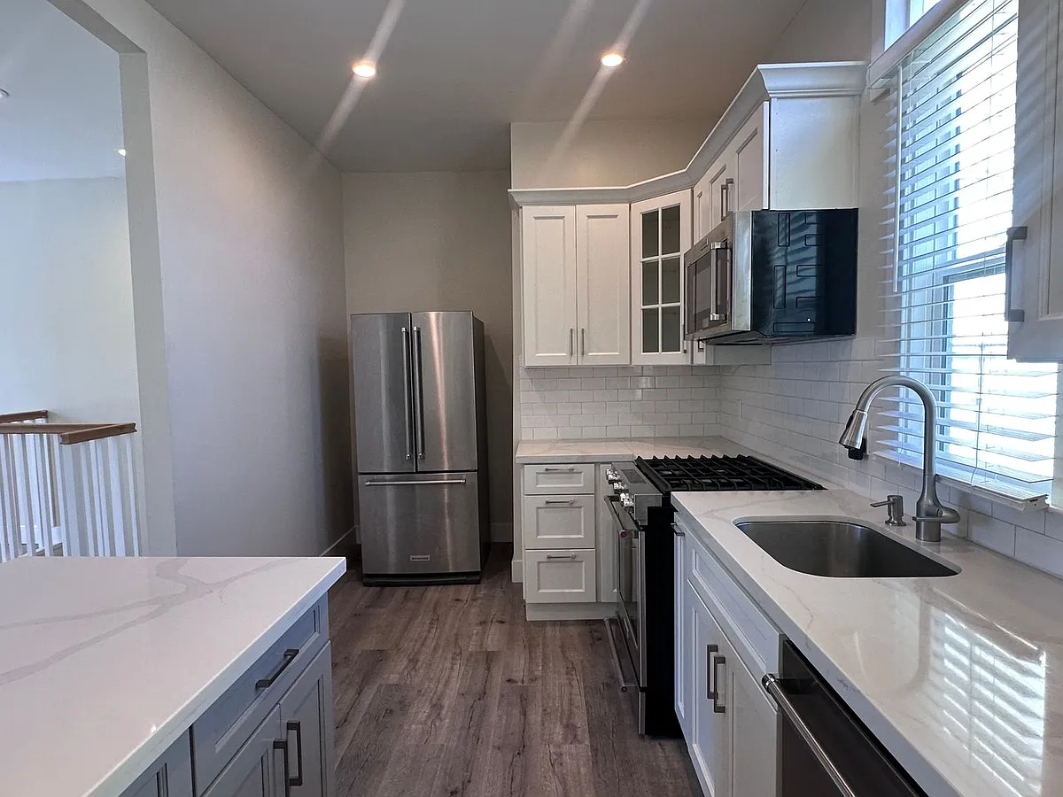 Building Photo - 144 148 Sanchez 8 #10