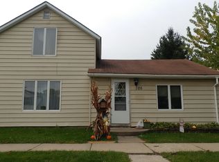 205 2nd St, Elroy, WI 53929