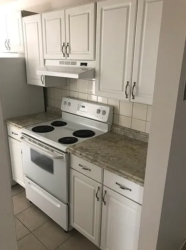 2 bed, 1.0 bath, 950 sqft, $1,325 — Photo 4