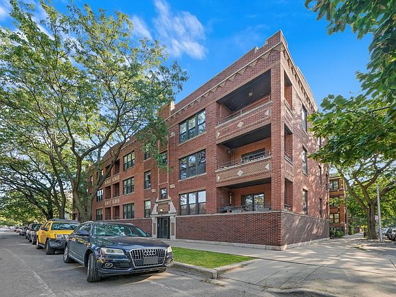 2nd image of 839 N Washtenaw Ave #3