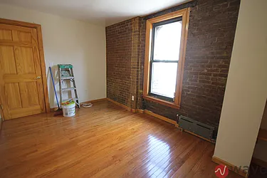 Rented by Wave Real Estate Group