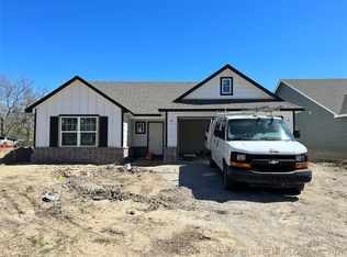 3725 E 39th St N, Broken Arrow, OK 74014