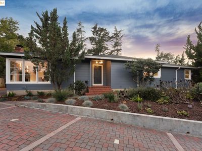 7927 Sterling Dr, Oakland, CA, 94605