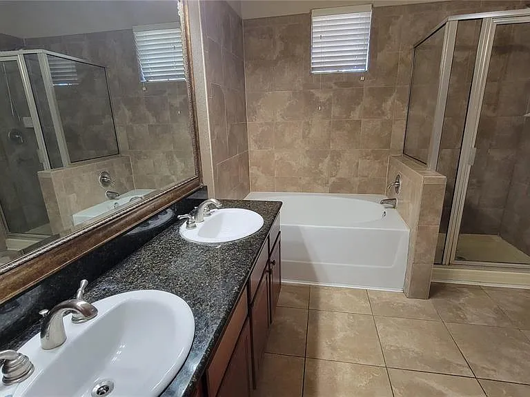 914 Charo Pkwy #123 — Photo 19