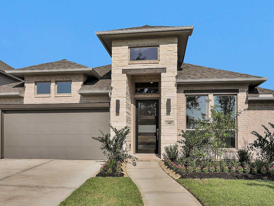 1st image of 1402 Crest Dale Ln