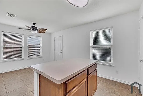7449 Grass Valley Trl — Photo 9