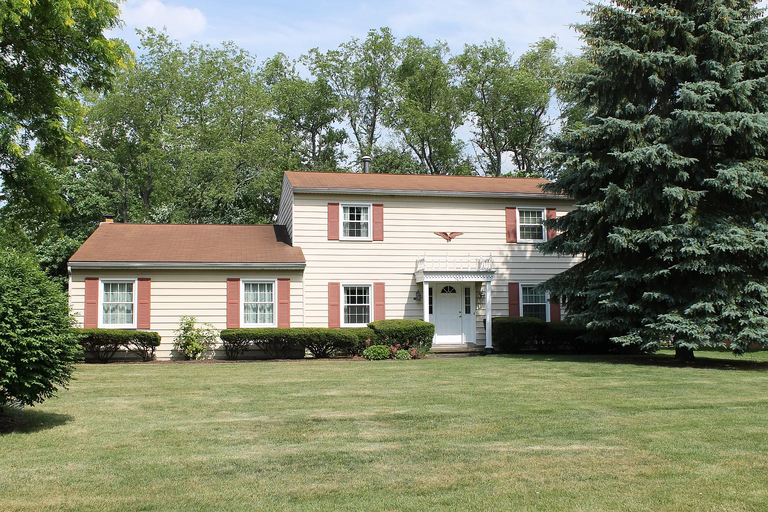 5052 Schuller Dr NE photo 1