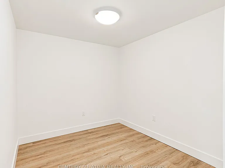 4 Kimberly Ln #124 — Photo 8