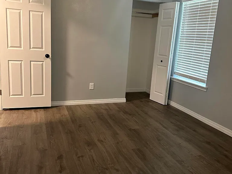 1113 Beach Ave — Photo 13