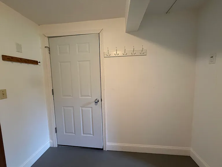 158 Tina Dr #B — Photo 40