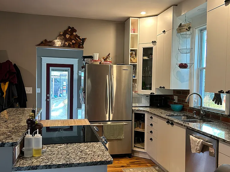 52 E 32nd St #ROOM — Photo 10