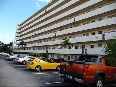 1st image of 1750 NE 191st St APT 503