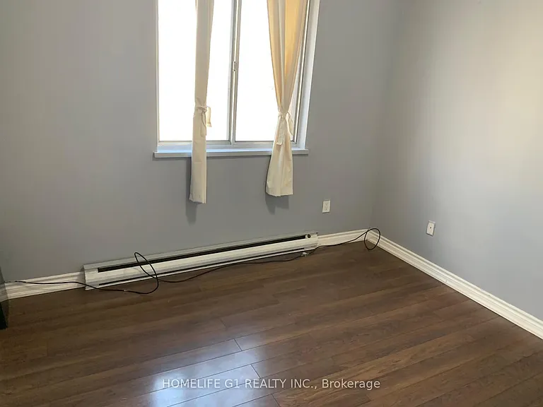1660 Bloor St #212 — Photo 12