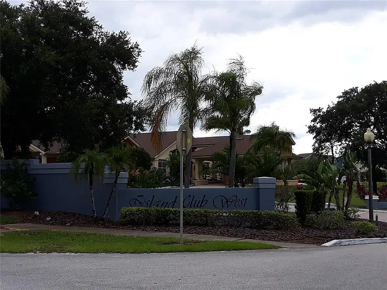251 Caribbean Dr — Photo 17