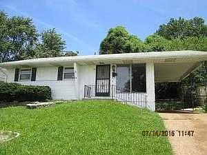 3737 Louis St photo 1