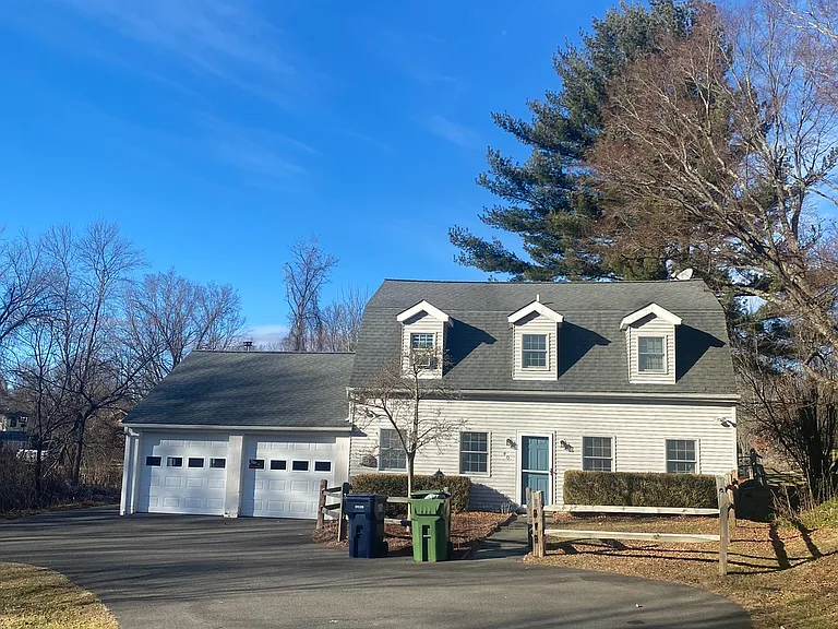 40 Milltown Rd — Photo 1