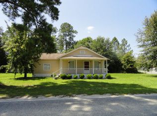 40 Cowboy Rd, Jesup, GA 31545
