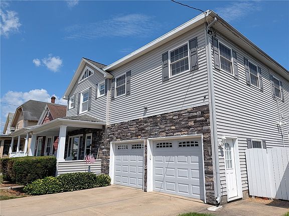 3rd image of 9 Forman St
