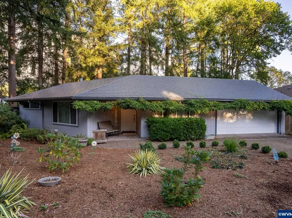 1863 NW Estaview Dr, Corvallis, OR 97330