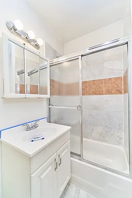 Rented by Living New York | media 11