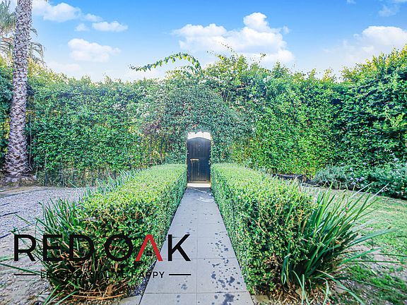 4th image of 902 S Mansfield Ave #902