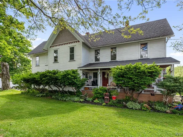 1136 Creek Rd, Attica, NY 14011
