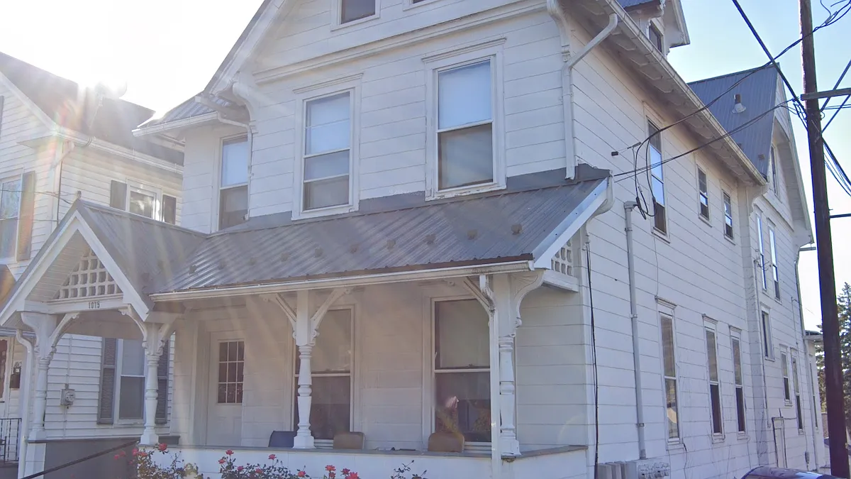 1 bed, 750 sqft, $850 — Photo 1