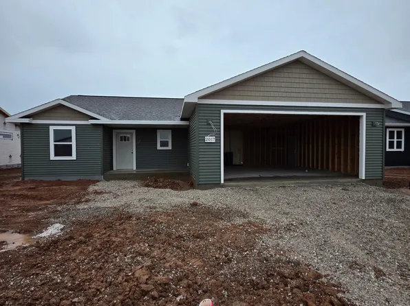 2017 White Dove Ln, Kaukauna, WI 54130