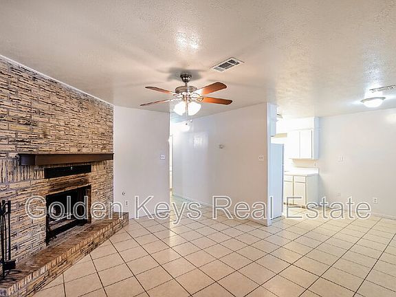 3rd image of 709 San Benito Dr