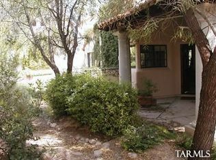 5872 N Bright Star Dr, Tucson, AZ 85718