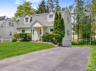 263 Old Kensico Rd, White Plains, NY 10607