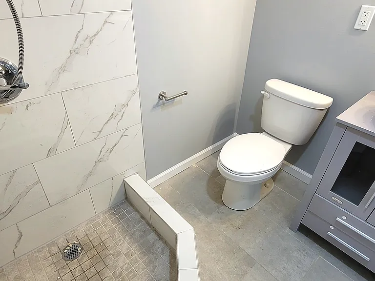 170-20 Lithonia Ave #1B — Photo 15