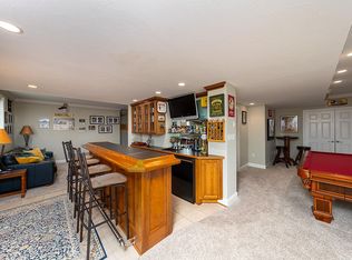 109 Hidden Valley Ct, Sewickley, PA 15143