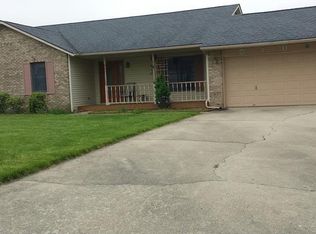 1207 Zona Dr, Rushville, IN